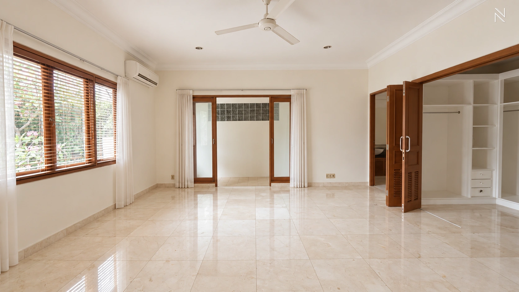 For Rent 4BR House South Jakarta Kemang KMGS006