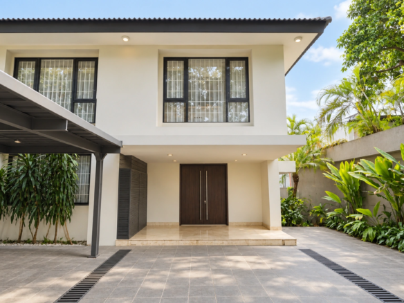 For Rent 5BR House South Jakarta Kebayoran Baru KBBR311