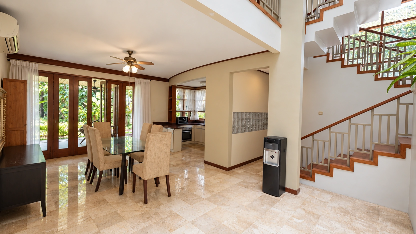 Saraswati Kav D – Ruang Makan 02 For Rent 3BR House South Jakarta Cipete CPT214