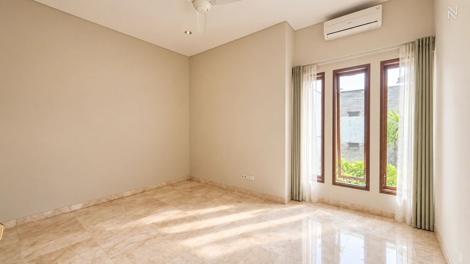 For Rent 4BR House South Jakarta Kemang KMGT022