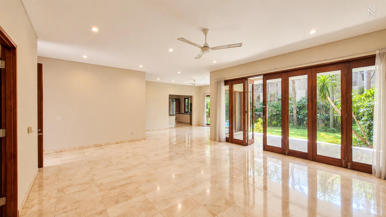 For Rent 4BR House South Jakarta Kemang KMGT022