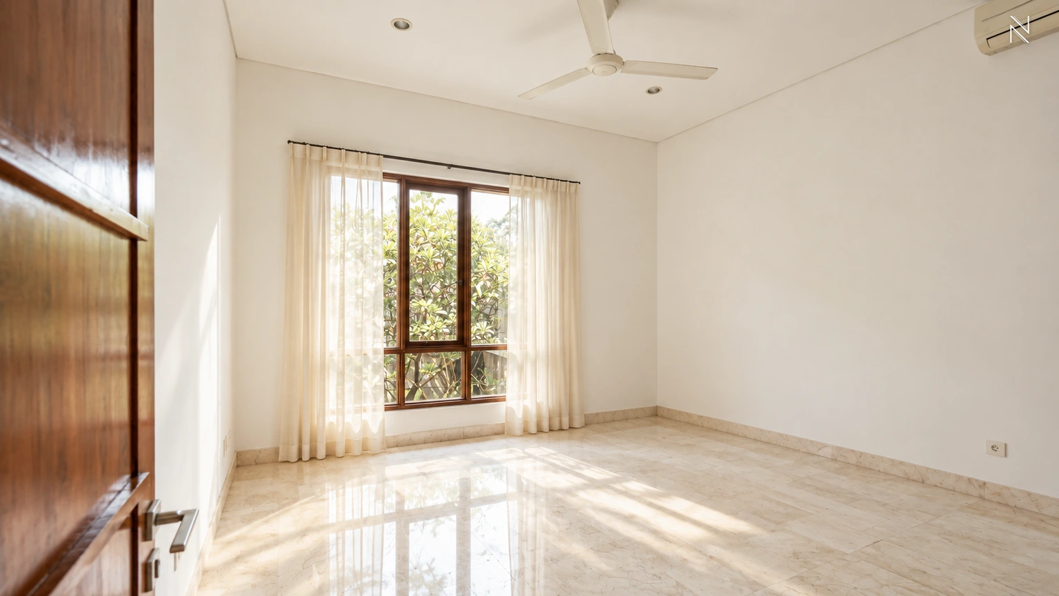 For Rent 4BR House South Jakarta Kemang KMGT010