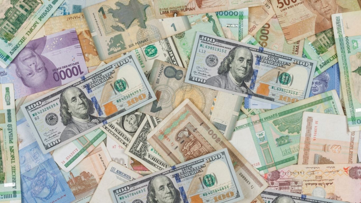 buying dollars in indonesia